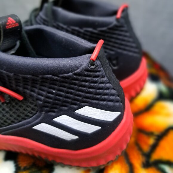 %Size 13.5 Men Adidas AC7291 Dame 4 Men\'s Basketball Shoes A 38 main image 2